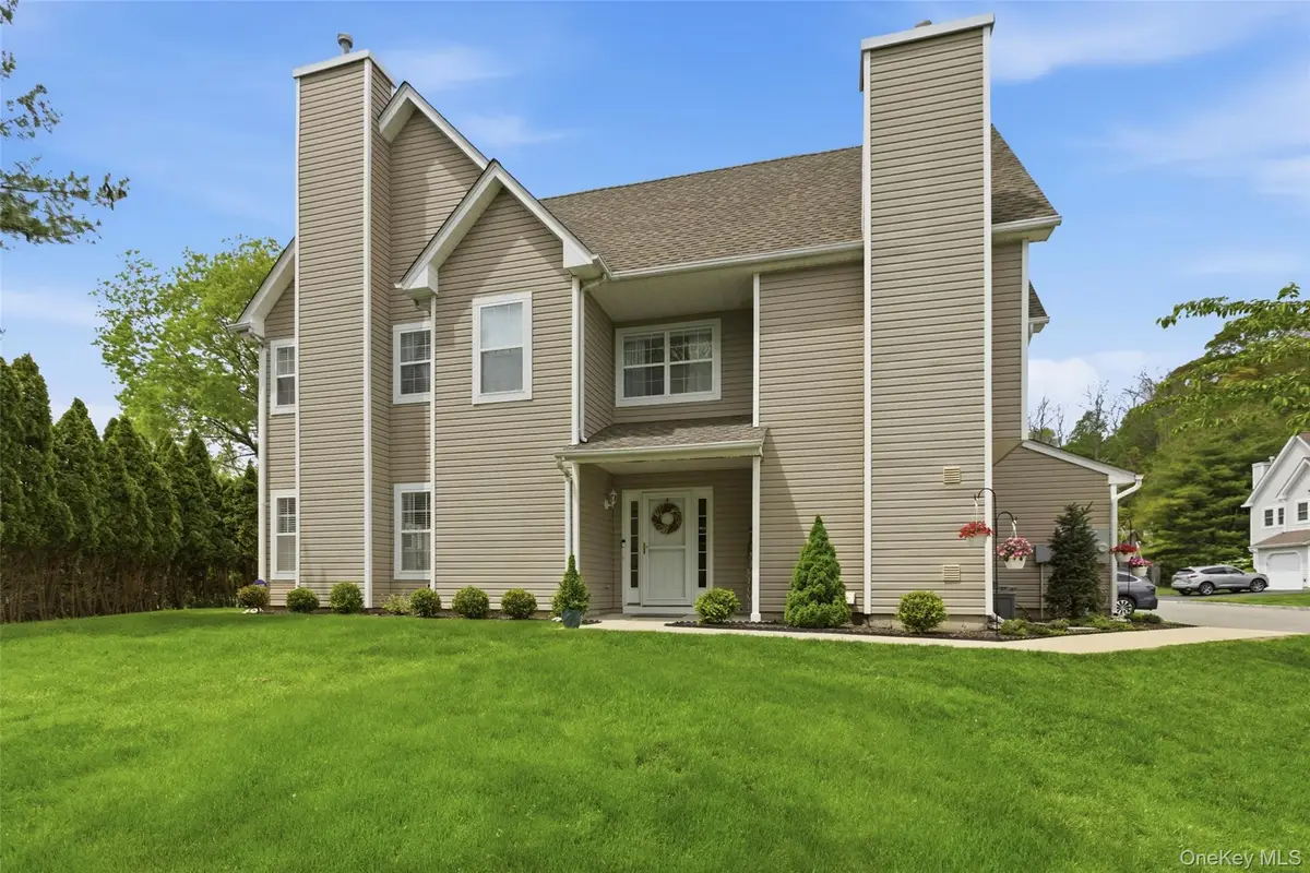 84 Erik Drive, East Setauket, NY 11733 - #1