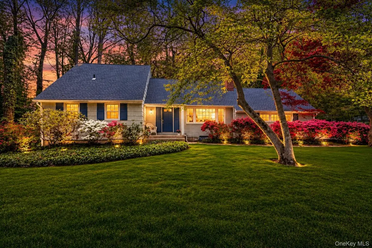 14 Bunkerhill Drive, Huntington, NY 11743 - #1