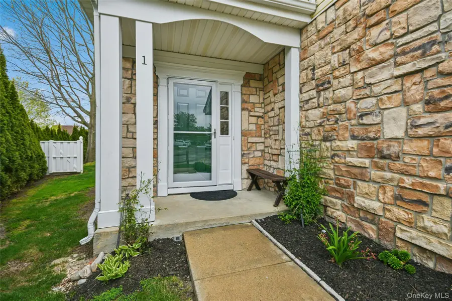 1 Ariel Drive, Middle Island, NY 11953 - #2