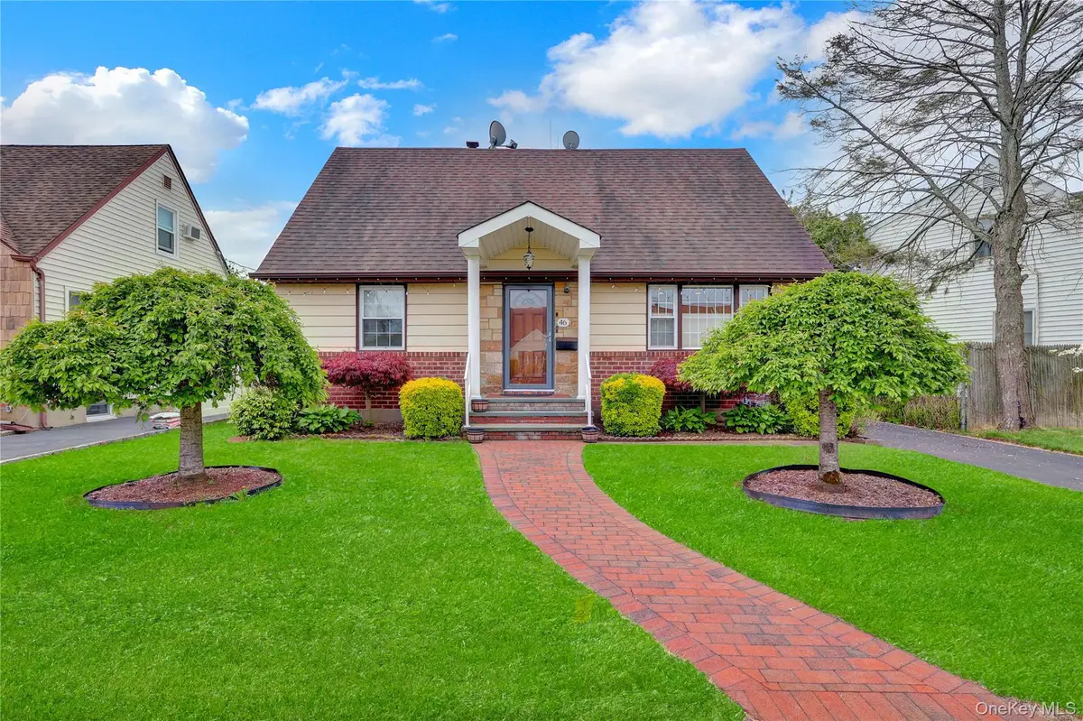 46 Stanwood Road, New Hyde Park, NY 11040 - #1