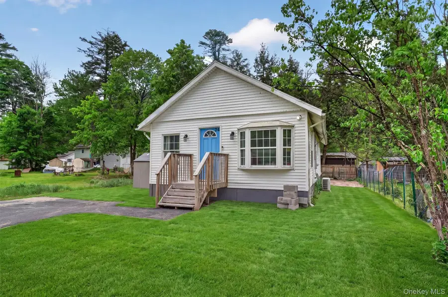 24 Avenue L, Godeffroy, NY 12729 - #2