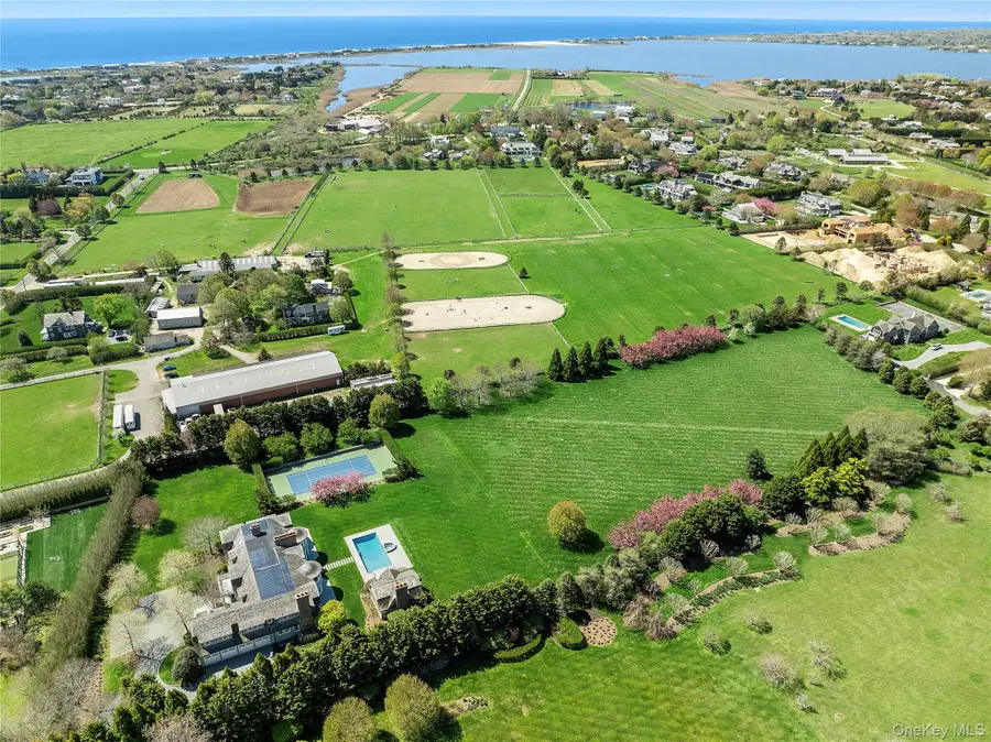 672 Halsey Lane, Bridgehampton, NY 11932 - #2