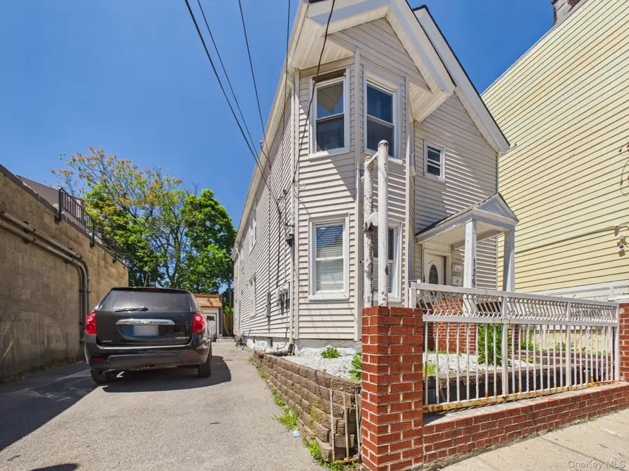 129 Morningside Place, Yonkers, NY 10703 - #2