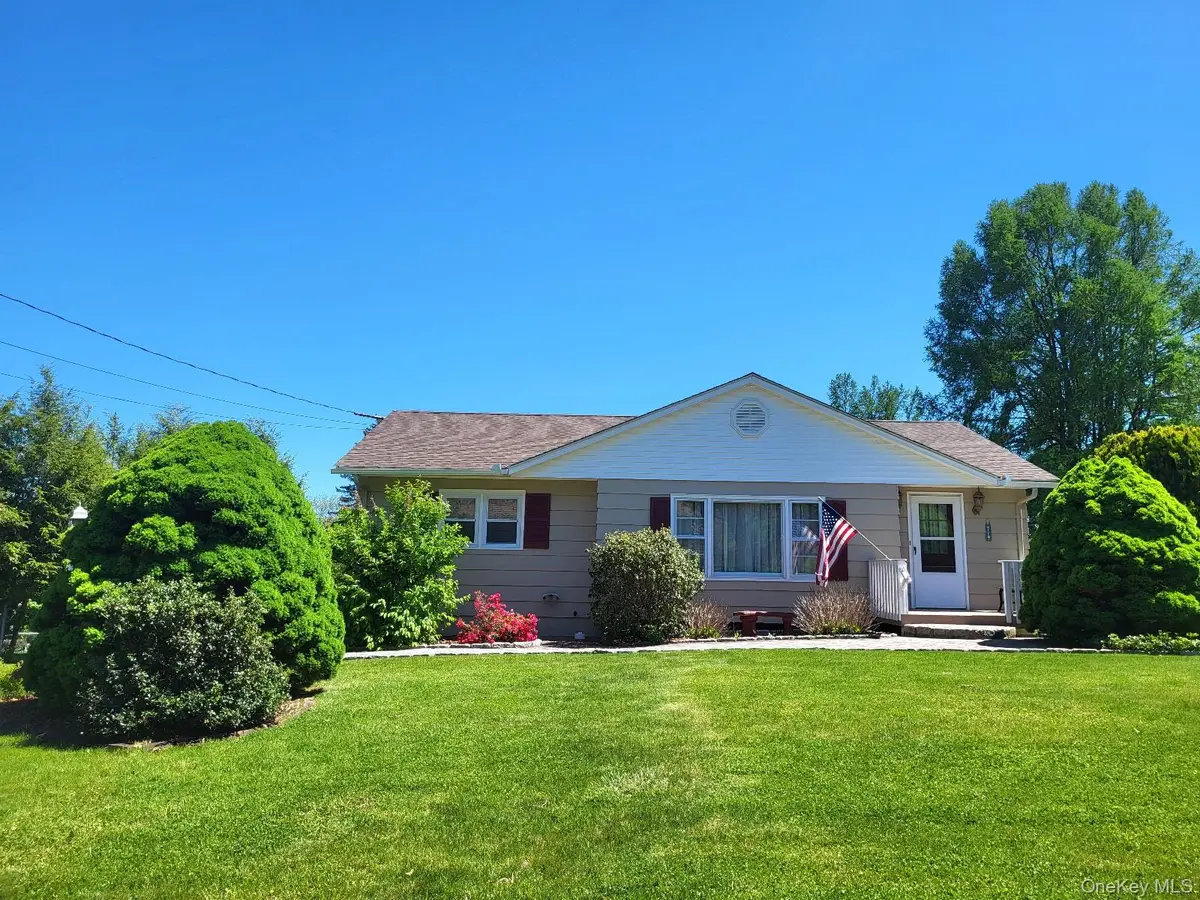 20 Cresthaven Drive, New Windsor, NY 12553 - #1
