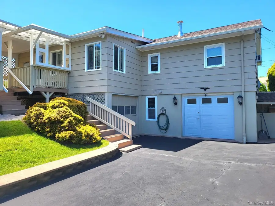 20 Cresthaven Drive, New Windsor, NY 12553 - #2