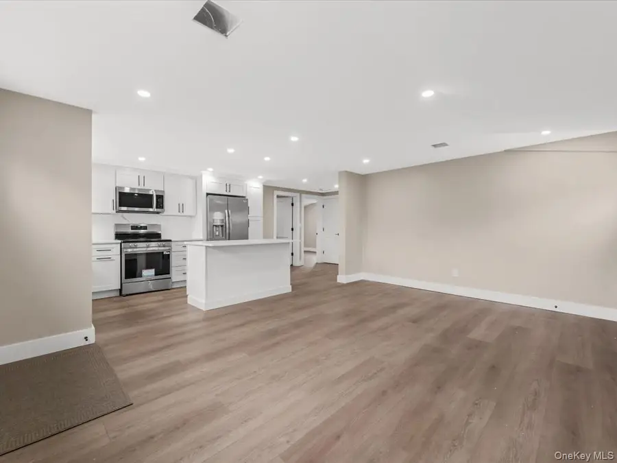 27 Old Farmingdale Road, West Babylon, NY 11704 - #3