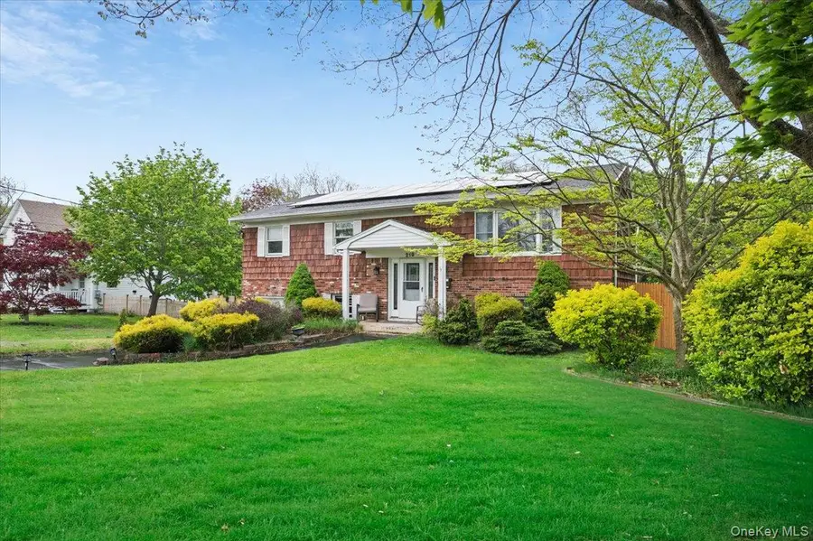219 Kensington Avenue, Bayport, NY 11705 - #3