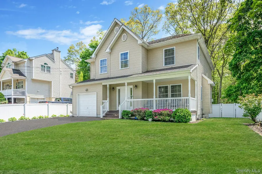 72 Rushmore Street, South Huntington, NY 11746 - #2