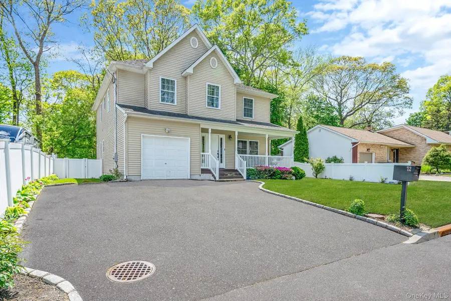 72 Rushmore Street, South Huntington, NY 11746 - #3
