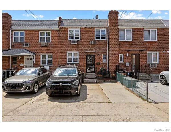 63-22 71st Street, Middle Village, NY 11379