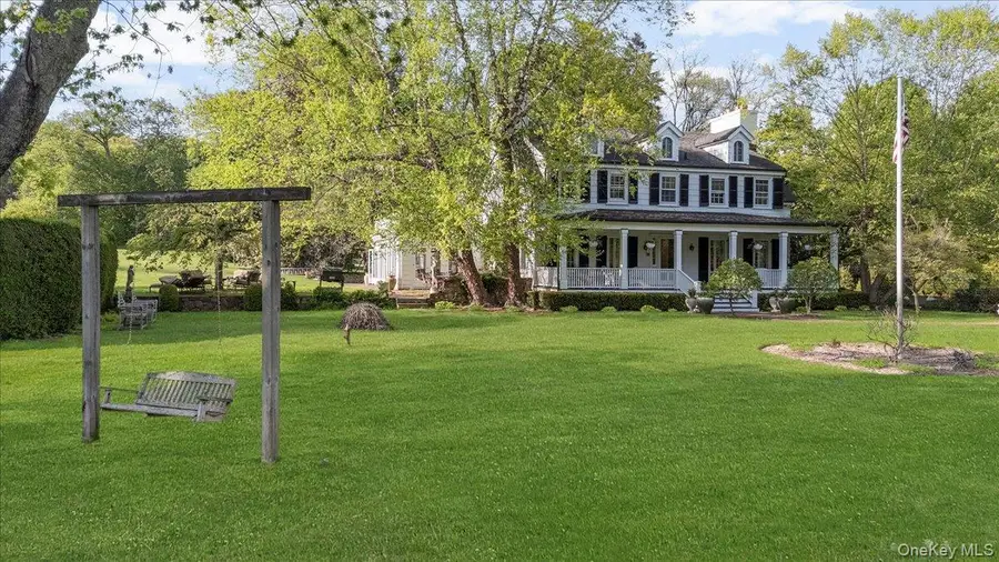 4 Roads End, Brookville, NY 11545 - #3
