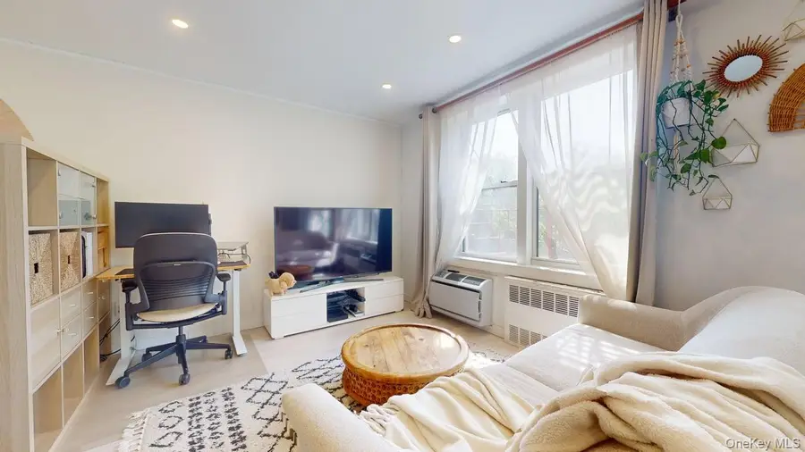 68-15 Selfridge Street #3D, Forest Hills, NY 11375 - #2