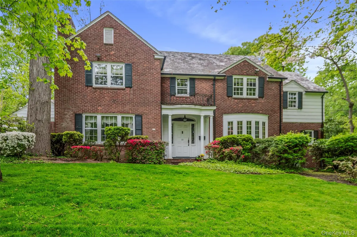 111 Clent Road, Great Neck, NY 11021 - #1