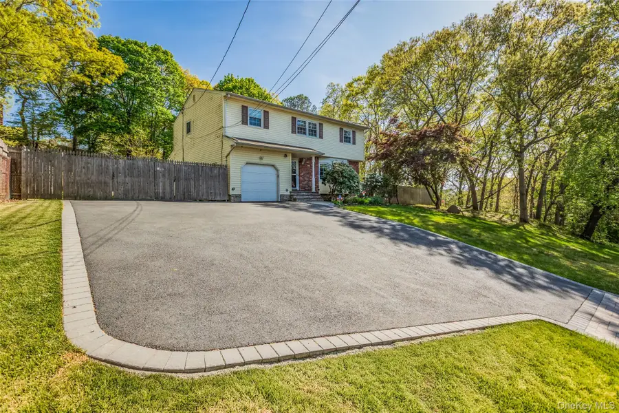 4220 Express Drive S, Ronkonkoma, NY 11779 - #2
