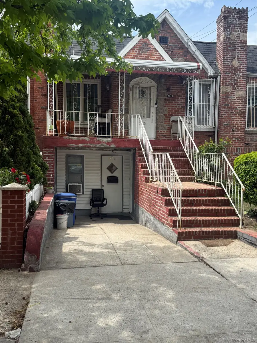 676 E 93rd Street, Brooklyn, NY 11236 - #2