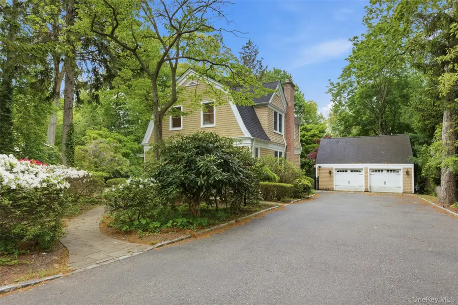 8 Wells Lane, Stony Brook, NY 11790 - #3