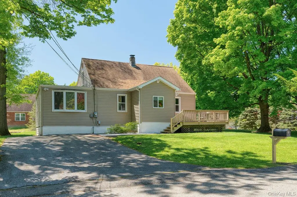 6 Winterberry Road, Beacon, NY 12508 - #1