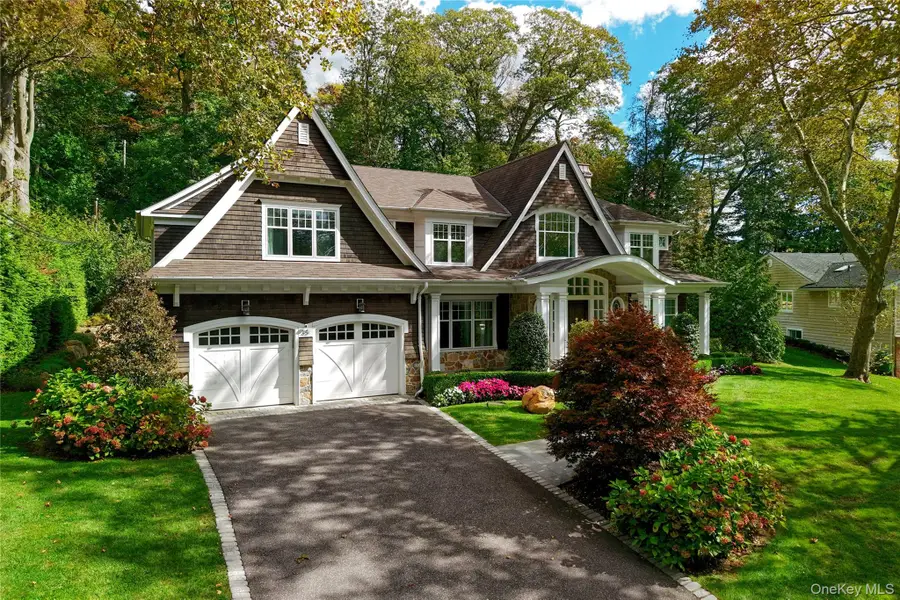 35 Mimosa Drive, East Hills, NY 11576 - #3