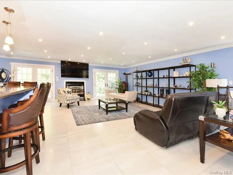 120 Estate Drive, Jericho, NY 11753 - #3