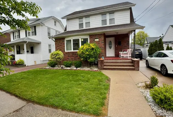 46 E Melrose Street, Valley Stream, NY 11580