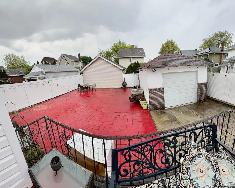 46 E Melrose Street, Valley Stream, NY 11580 - #3