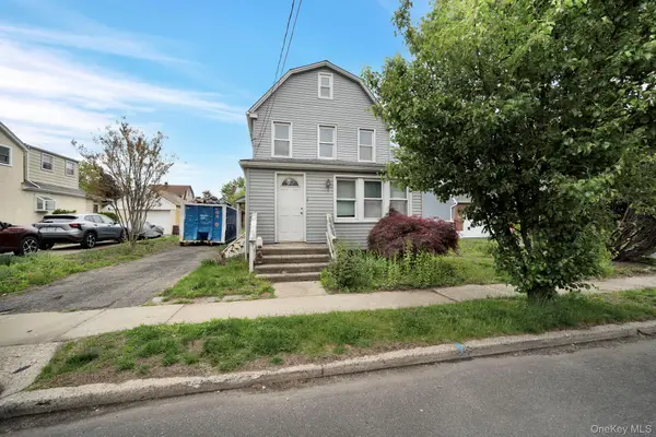 64 4th Avenue, New Hyde Park, NY 11040