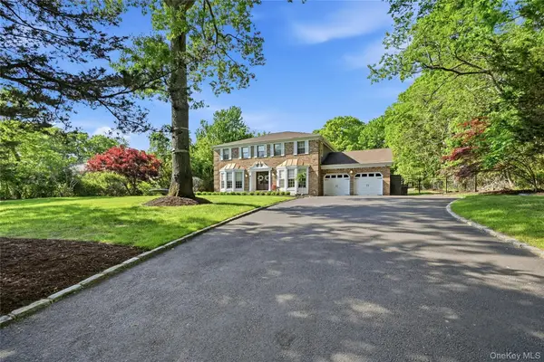 19 Quaker Hill Road, Stony Brook, NY 11790