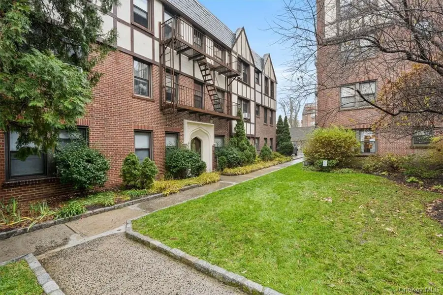 7 Greenridge Avenue #A7, White Plains, NY 10605 - #3