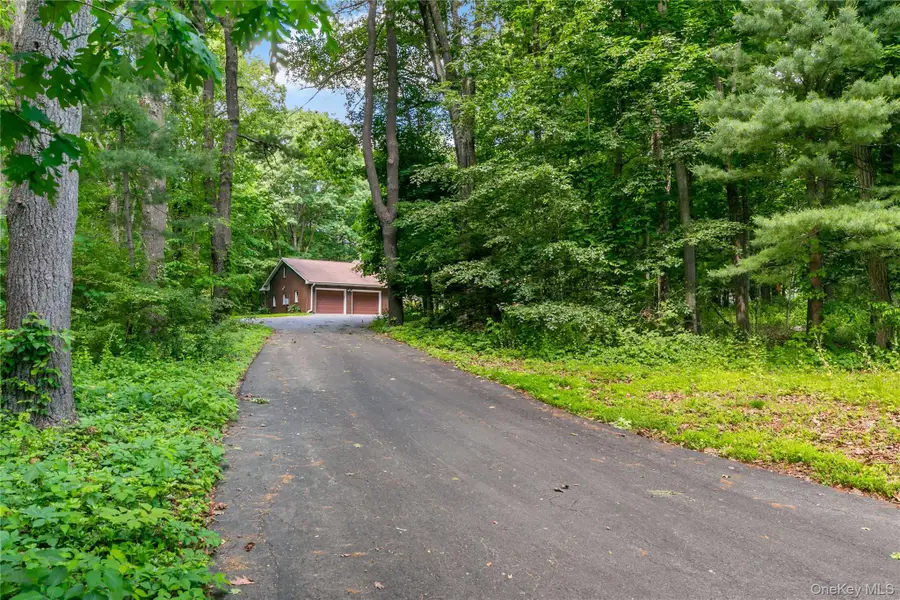 2425 Evergreen Street, Yorktown Heights, NY 10598 - #2