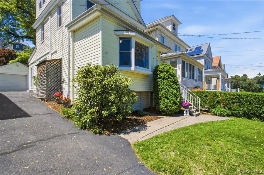 21 Clover Street, Yonkers, NY 10703 - #2