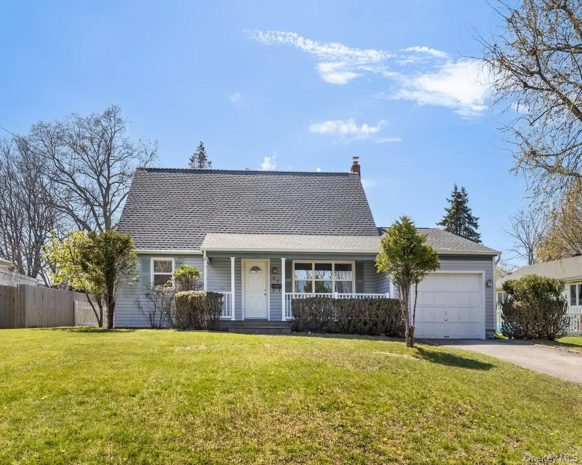 27 (AKA 630) Madison Street, Greenport, NY 11944 - #1