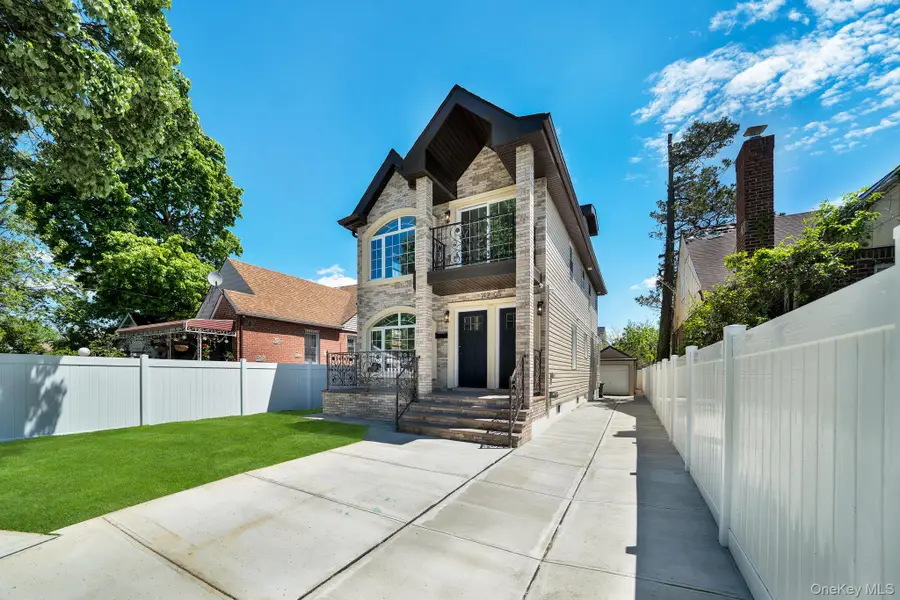 142-05 184th Street, Springfield Gardens, NY 11413 - #3
