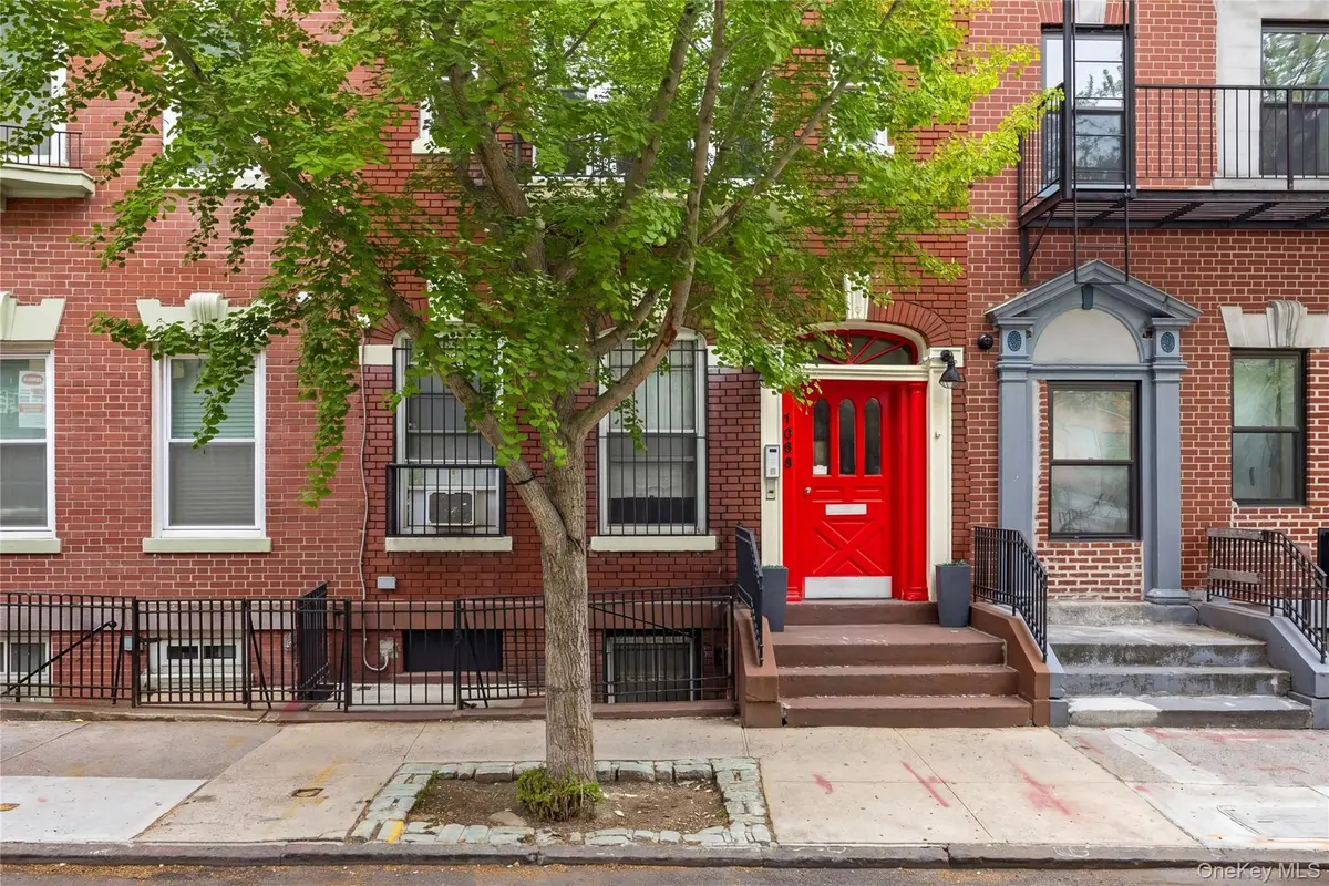 1068 Walton Avenue, Bronx, NY 10452 - #1
