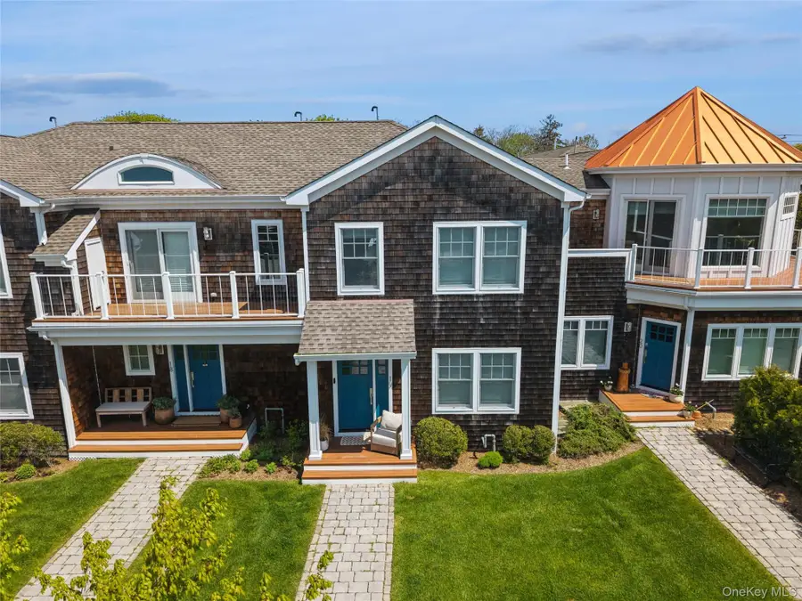 68 Foster Avenue #19, Hampton Bays, NY 11946 - #2