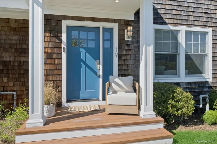 68 Foster Avenue #19, Hampton Bays, NY 11946 - #3