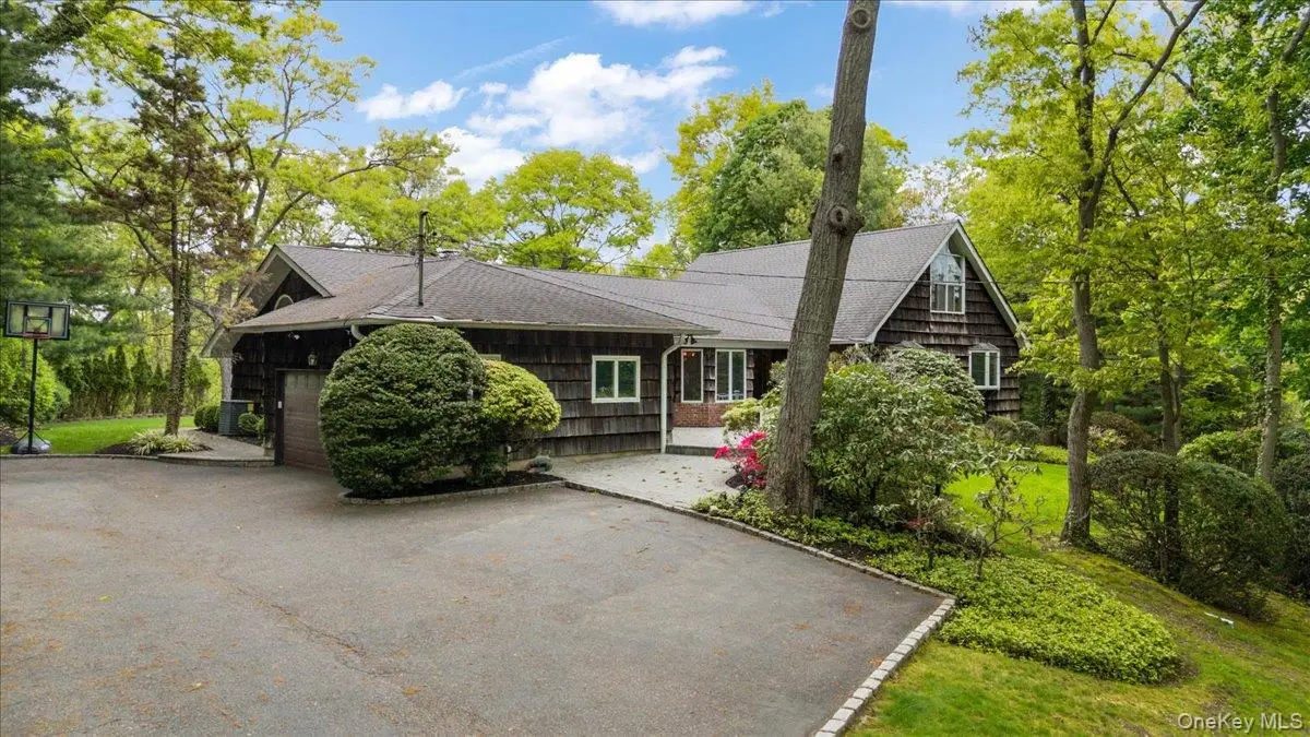 6 Apex Road, Melville, NY 11747 - #1
