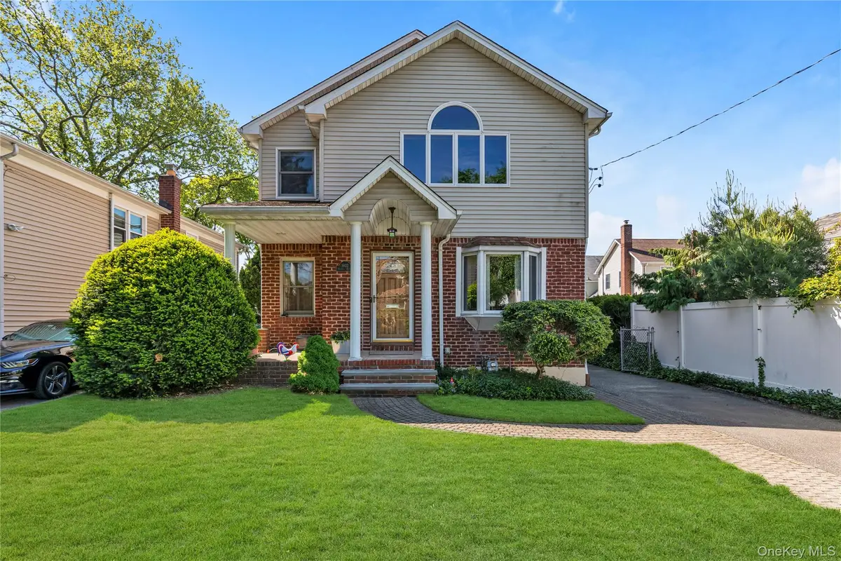 1602 Imperial Avenue, New Hyde Park, NY 11040 - #1