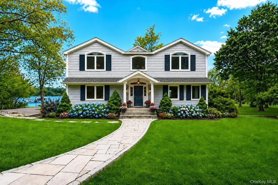 17 Youngs Lane, Setauket, NY 11733 - #3