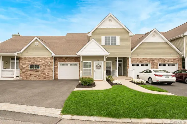 98 Andrew Drive, Mount Sinai, NY 11766