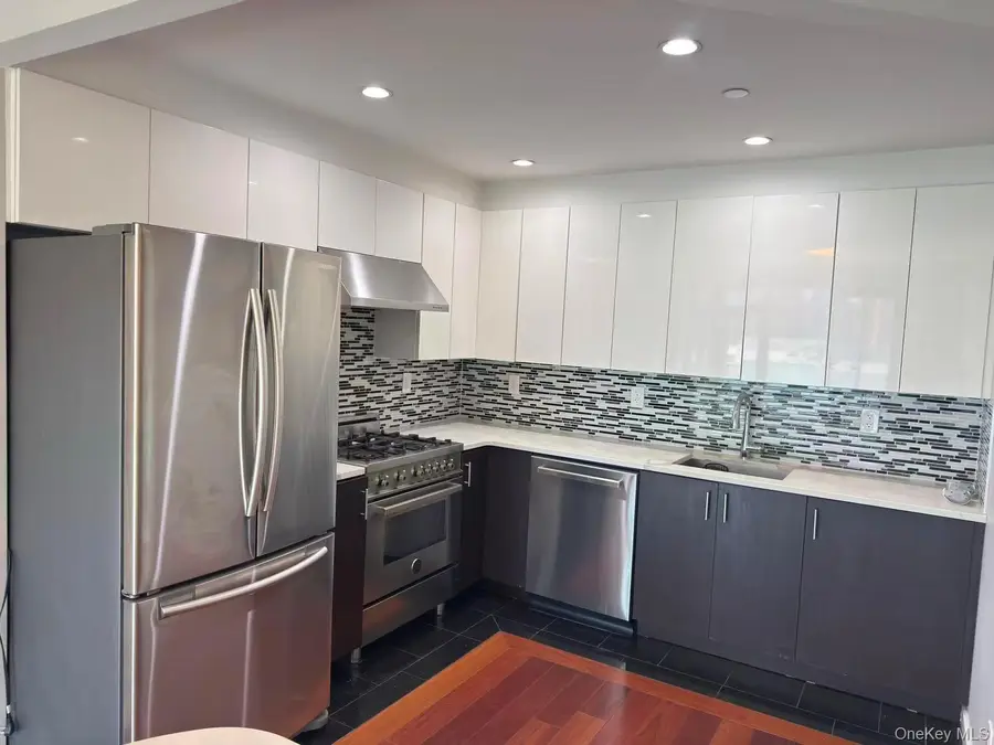 142-38 37 Avenue, Flushing, NY 11354 - #3
