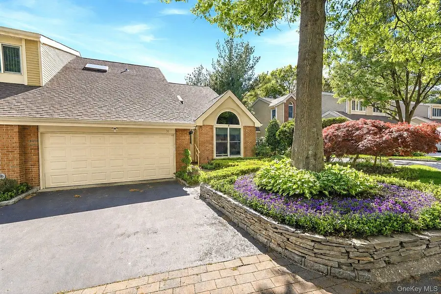 31 Willow Ridge Drive, Smithtown, NY 11787 - #3