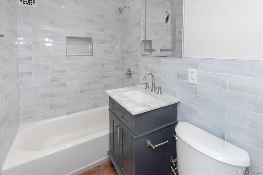 12 Westchester Avenue #4H, White Plains, NY 10601 - #3