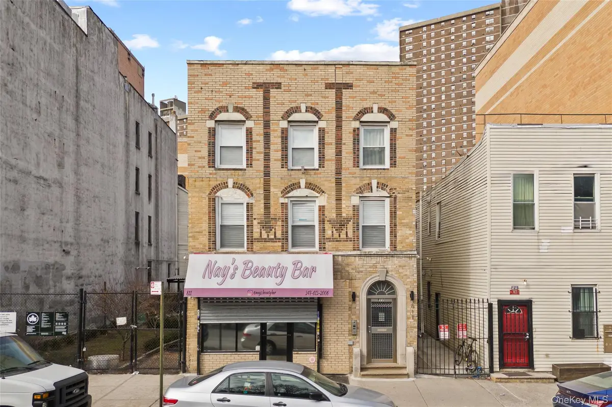 811 Courtlandt Avenue, Bronx, NY 10451 - #1