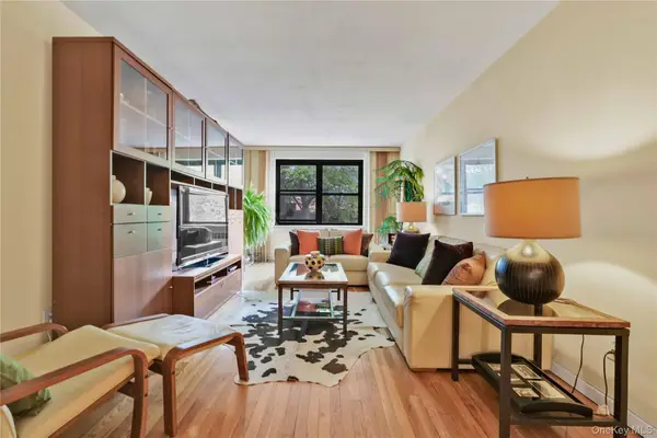 140-08 28th Road #1C, Flushing, NY 11354