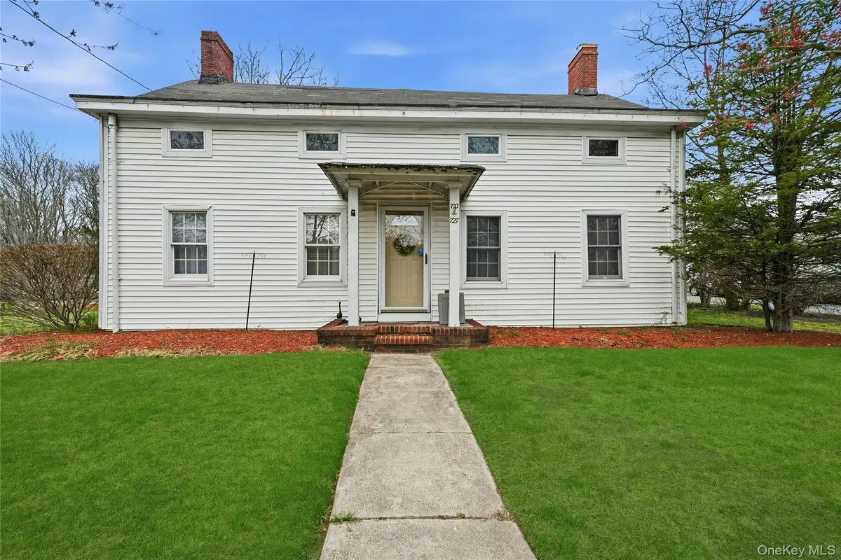 727 Main Street, Center Moriches, NY 11934 - #1