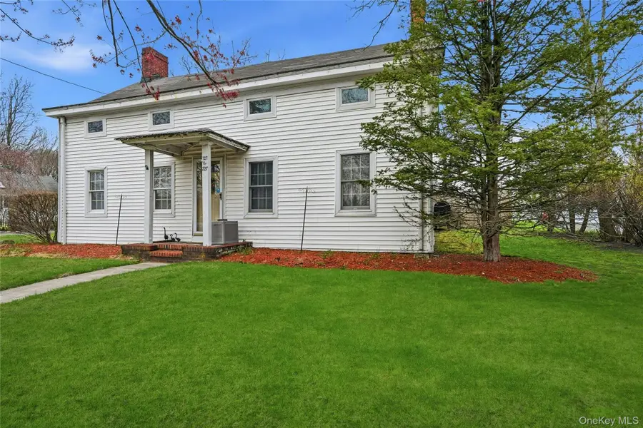 727 Main Street, Center Moriches, NY 11934 - #3
