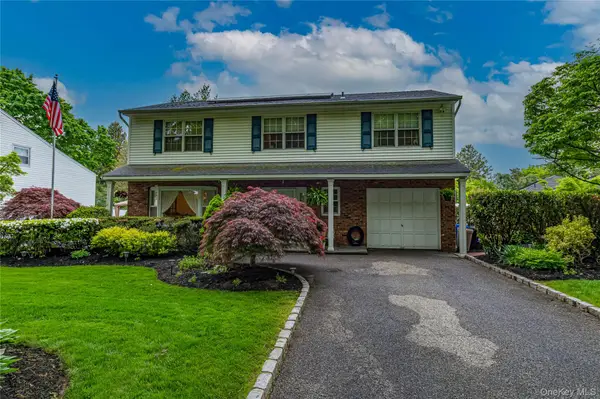 32 Dressler Road, Greenlawn, NY 11740