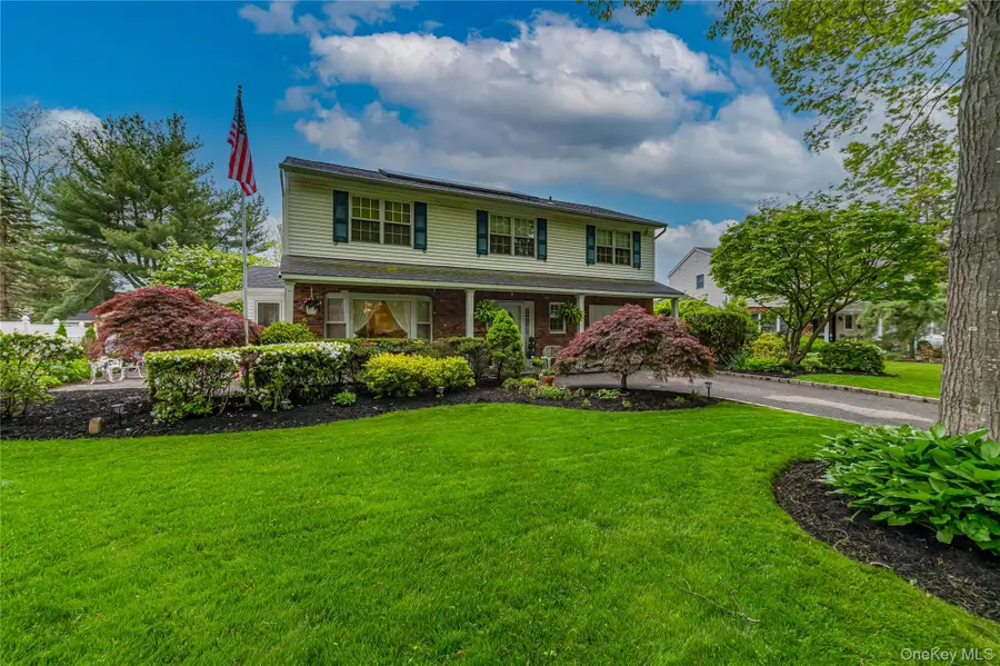 32 Dressler Road, Greenlawn, NY 11740 - #3