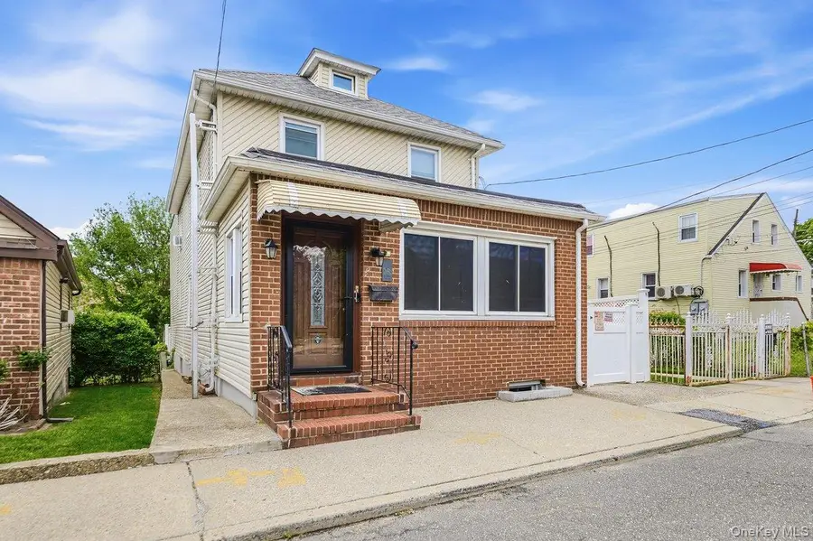 98 Seville Street, Elmont, NY 11003 - #2