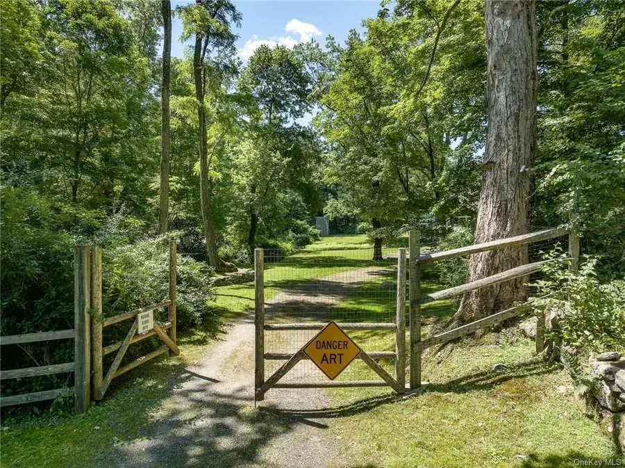 64 Pound Ridge Road, Pound Ridge, NY 10576 - Image #2